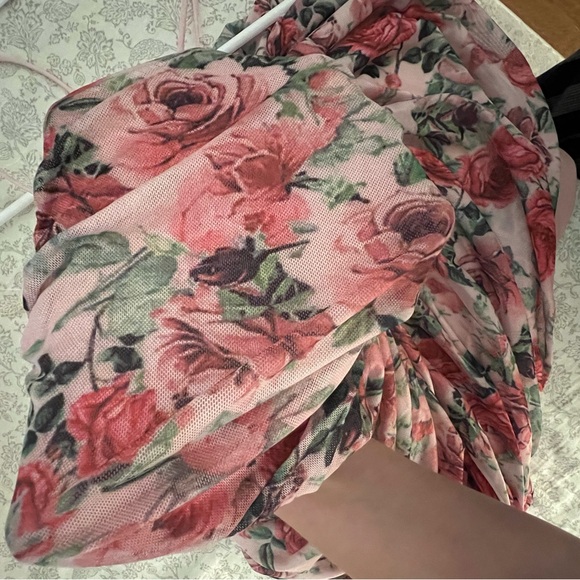 Pink Floral Mesh Ruched Criss Cross Back Maternity Midi Dress - Picture 3 of 6